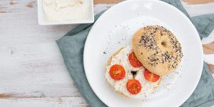 Beitragsbild des Blogbeitrags Almond Cream Cheese