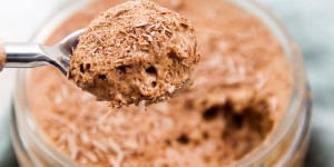 Beitragsbild des Blogbeitrags Vegan Chocolate Mousse with Aquafaba 