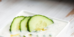 Beitragsbild des Blogbeitrags Vegan Tzatziki 