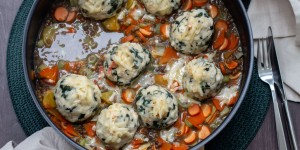 Beitragsbild des Blogbeitrags Spinatknödel mit Linseneintopf / Vegetarisch 