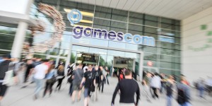 Beitragsbild des Blogbeitrags Plantronics mit RIG 300-Serie und RIG 400 PRO auf der gamescom 