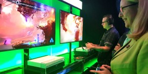 Beitragsbild des Blogbeitrags BM Margarete Schramböck auf der gamescom