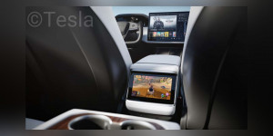 Beitragsbild des Blogbeitrags Neuer Tesla ermöglicht zukünftig das Zocken im Auto