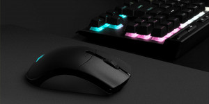 Beitragsbild des Blogbeitrags Die neue CORSAIR SABRE RGB PRO WIRELESS Gaming-Maus