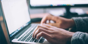 Beitragsbild des Blogbeitrags Zahlungsmethoden beim Gaming – das sollte man wissen