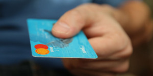 Beitragsbild des Blogbeitrags Paysafecard für Mikrotransaktionen – geht das?