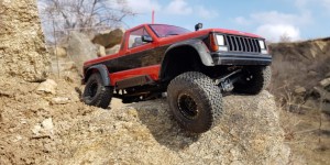Beitragsbild des Blogbeitrags Vaterra Ascender Jeep Comanche – Trail Run 