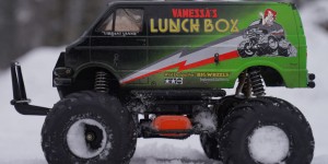 Beitragsbild des Blogbeitrags Tamiya Lunchbox Black Edition- Vanessa Raging through Snow