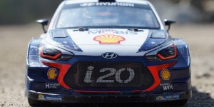 Beitragsbild des Blogbeitrags Hyundai i20 WRC (Tamiya XV-01 Long Damper) – Lazy Power Slides