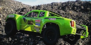 Beitragsbild des Blogbeitrags Bashing the trophy truck 