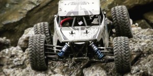 Beitragsbild des Blogbeitrags The Jackal is an awesome truck … when you change the tires 