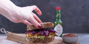 Beitragsbild des Blogbeitrags Pulled Pork Sandwich mit Coleslaw