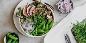 Beitragsbild des Blogbeitrags Schnelle Green Bowl – Restlessen 2.0