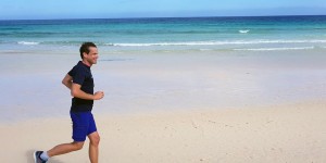 Beitragsbild des Blogbeitrags Strandläufe – mehr als nur laufen im Sand