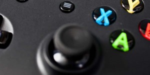 Beitragsbild des Blogbeitrags Xbox One: Neues Firmware-Update aktiviert Dolby Atmos für alle Games & Filme 