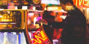 Beitragsbild des Blogbeitrags Moderne Technik: Virtual Reality in Casinos 