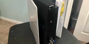 Beitragsbild des Blogbeitrags PS5-Design: Die lustigsten Memes im Internet (Sony PlayStation 5)