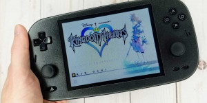 Beitragsbild des Blogbeitrags Tragbare PS2-Konsole von Modder erstellt – Nintendo Switch als Vorlage