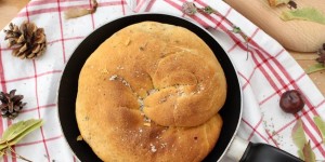 Beitragsbild des Blogbeitrags MARONI-SPECK-STRUDEL AUS DER PFANNE 