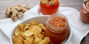 Beitragsbild des Blogbeitrags FEURIGE KAKI-CHILI-SALSA 