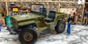 Beitragsbild des Blogbeitrags Absima Scale Crawler CR-2.4 Petrol + JEEP RTR – Unboxing & Review