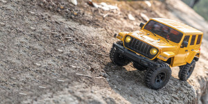 Beitragsbild des Blogbeitrags Neuer Mini Crawler von EAZY RC – Arizona 1:18 4WD – Crawler RTR 2.4GHz 