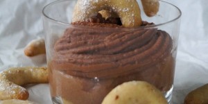 Beitragsbild des Blogbeitrags Walnuss-Nougat-Tiramisu 