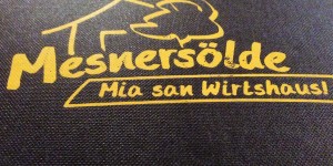 Beitragsbild des Blogbeitrags Da Mosauerin ihr Wirtshaustour – Die Mesnersölde in Utzenaich