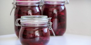 Beitragsbild des Blogbeitrags Da gache Rana: schnell eingelegte Rote Rüben