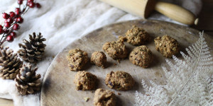 Beitragsbild des Blogbeitrags Weihnachten mit der Mosauerin: Knusper Kekse (mit Datteln)
