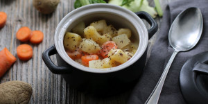 Beitragsbild des Blogbeitrags Kohlrabigemüse (mit Erdäpfel und Karotten)