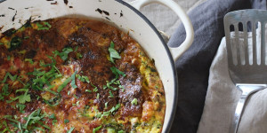 Beitragsbild des Blogbeitrags Fritatta mit Brokkoli, Spinat und Schinken
