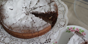 Beitragsbild des Blogbeitrags Glutenfreier Schokokuchen