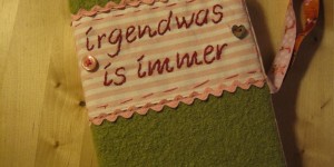 Beitragsbild des Blogbeitrags Neue Anleitung: Kalenderhülle / Buchhülle