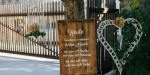 Beitragsbild des Blogbeitrags Barbara & Lucas | Hochzeit in Thernberg