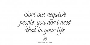 Beitragsbild des Blogbeitrags Wednesday Word: Sort out negative people, you don’t need that in your life 