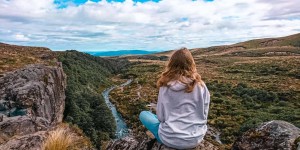 Beitragsbild des Blogbeitrags Gueststory: Letting go – Über Perfektionismus, Selbstinszenierung und Selbsterkennung