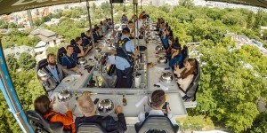 Beitragsbild des Blogbeitrags Wien: Dinner in the Sky 