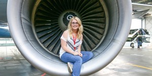Beitragsbild des Blogbeitrags Von Flugangst, dem Besuch in der Austrian Airlines Werft & Dinner in einer Boing 777 
