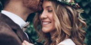 Beitragsbild des Blogbeitrags Schöne Erinnerungen an die Hochzeit – 22 Tipps