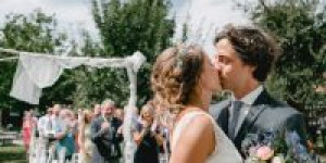 Beitragsbild des Blogbeitrags Unsere 5 Tipps für eure perfekte Gartenhochzeit