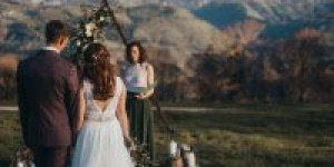 Beitragsbild des Blogbeitrags Backstage: Weddingstyler – Hochzeitsfotografie