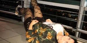 Beitragsbild des Blogbeitrags Casual Glamour Style: Gold & Army Green