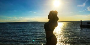 Beitragsbild des Blogbeitrags Another Beach Weekend! Wie auch du deine Curvy Figur und deine Vorzüge in Szene setzt! 