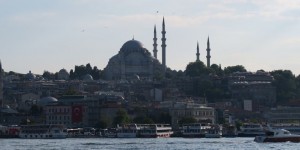 Beitragsbild des Blogbeitrags 7 Filme die in Istanbul spielen (Für verregnete Nachmittage)