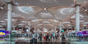 Beitragsbild des Blogbeitrags Flughafentransfer Istanbul: Shuttlebus, Privat & Öffentlich