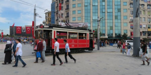 Beitragsbild des Blogbeitrags 10 Orte, die Du im Hippen Istanbuler Stadtteil Beyoglu sehen musst!