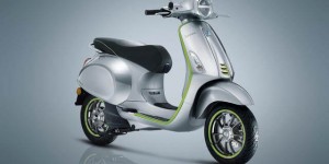 Beitragsbild des Blogbeitrags Vespa Elettrica – Elektrisch in die Zukunft