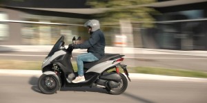 Beitragsbild des Blogbeitrags Test Piaggio MP3 300ie HPE Sport