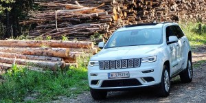 Beitragsbild des Blogbeitrags Big Boss – Jeep Grand Cherokee Summit 